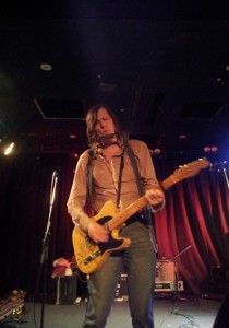 ken-guitar